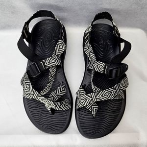 Chaco black and white women's sandals (size 8 medium)